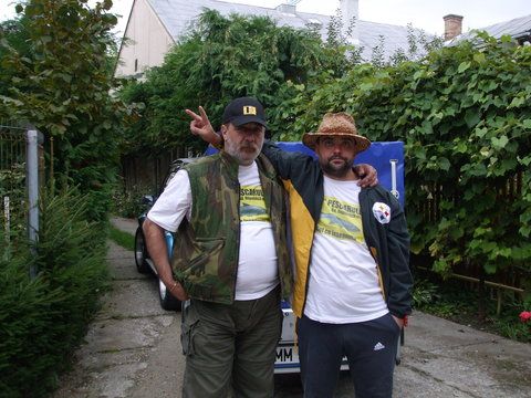 doi aventurieri