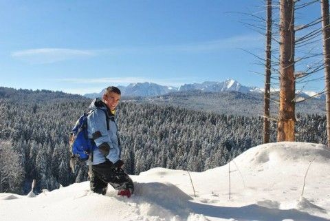 Spre Cascada Tamina(Piatra Mare),Muntii Bucegi in spate